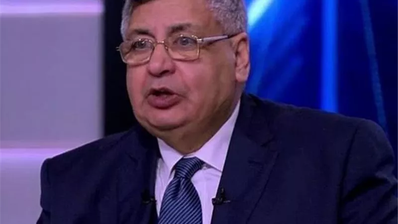 أزمة  اللقاح.. تصريحات خطيرة من مستشار الرئيس