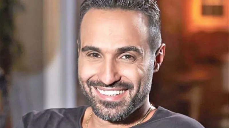 ”حلم سوسن” ضاع و”شهر عسل” بقى بصل.. حكايات أحمد فهمي مع الحظ السئ