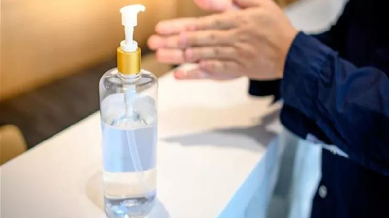 من الخمسينيات .. مطهر مذهل يكافح الفيروسات التاجية والإنفلونزا