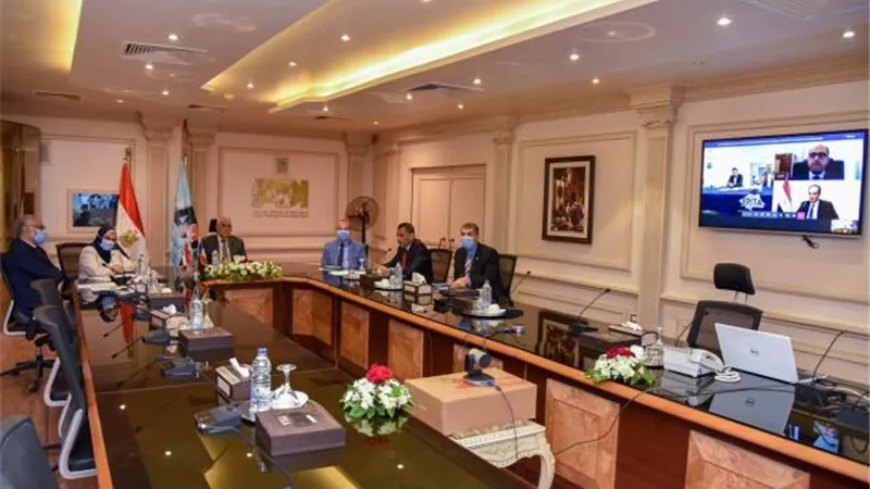 وزير الاتصالات يشهد توقيع اتفاقية تعاون مع فرنسا فى مجال الذكاء الاصطناعى