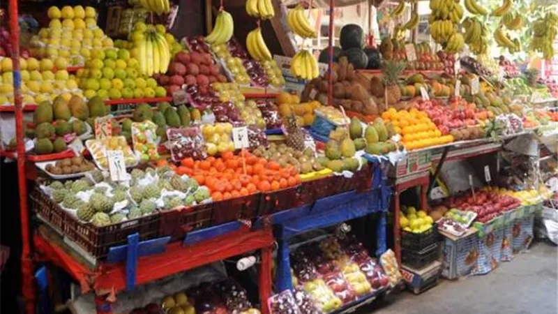 استقرار فى أسعار الفاكهة بسوق الجملة بالعبور