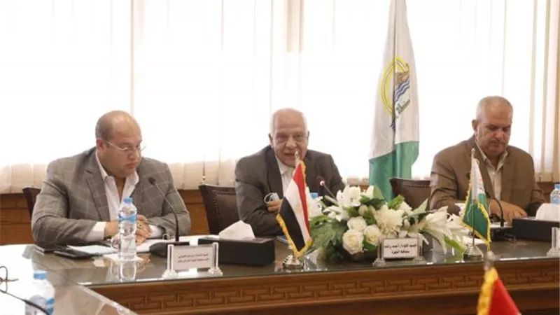 أبرزها المدارس الجديدة وانقطاع المياه.. ماذا قال محافظ الجيزة لممثلي مجلس النواب عن هذه المشكلات؟