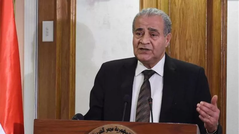 التموين: كمامات بطاقات التموين اختيارية وبحد أقصى 2 للفرد