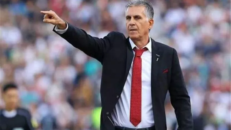كيروش يستبعد 9 لاعبين من قائمة المنتخب عقب ودية ليبيريا