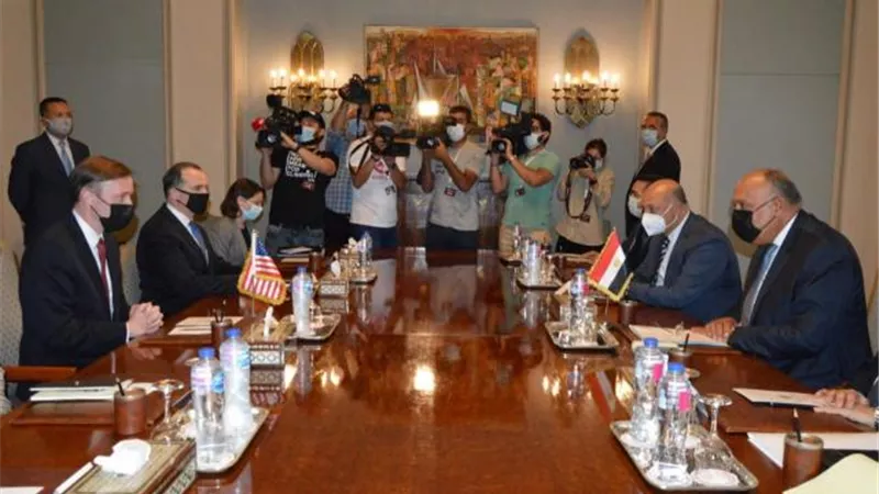 كواليس مباحثات شكرى مع مستشار الأمن القومى الأمريكى