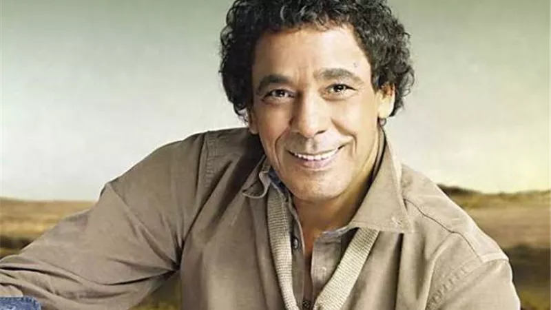 الكينج محمد منير يطير الى أسبانيا.. اعرف السبب