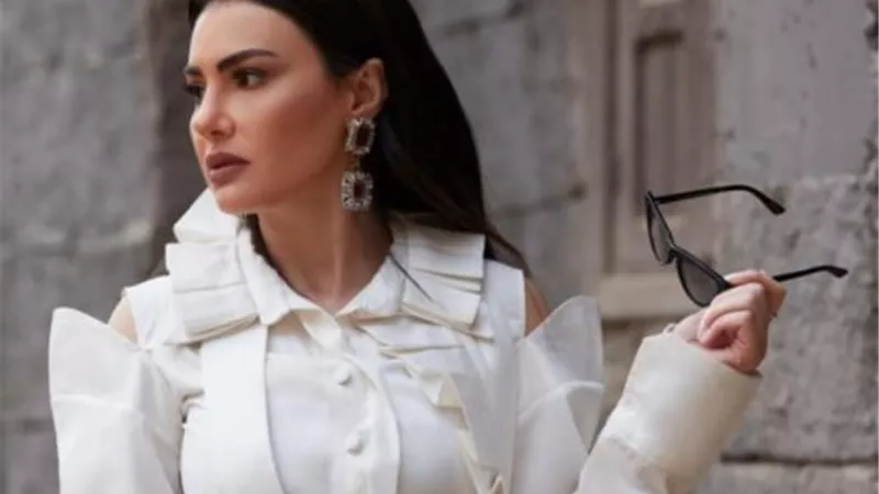 دينا فؤاد تواجه محمود عبد المغنى فى حدوتة”ماريونيت” ضمن حكايات مسلسل ”ورا كل باب”
