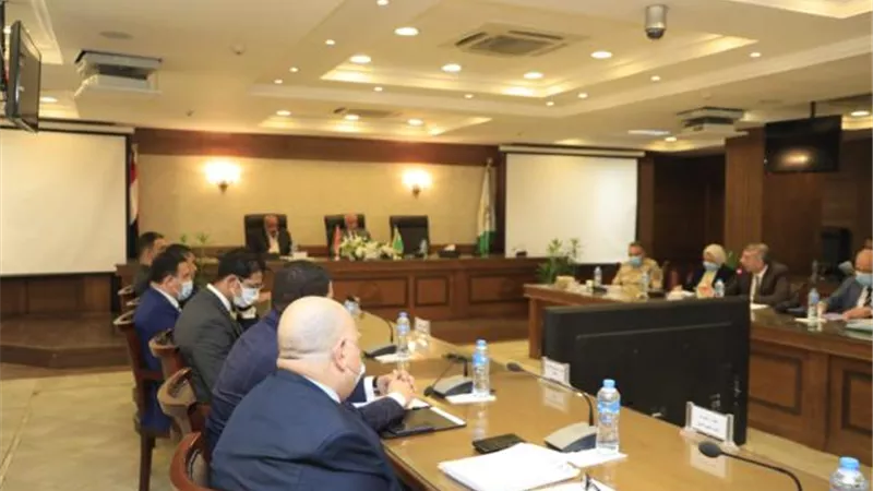 حلول مبتكرة.. محافظ الجيزة يعلن خطة العام الدراسي الجديد بالمدارس