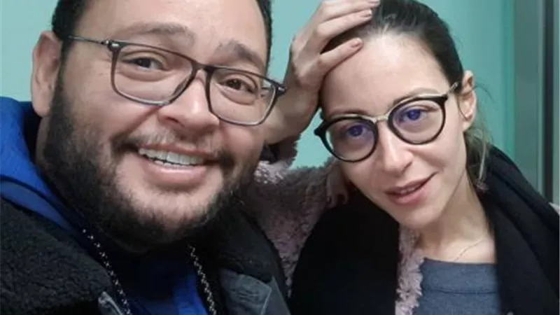 صورة.. أحمد رزق يهنىء منة شلبي بمناسبة عيد ميلادها