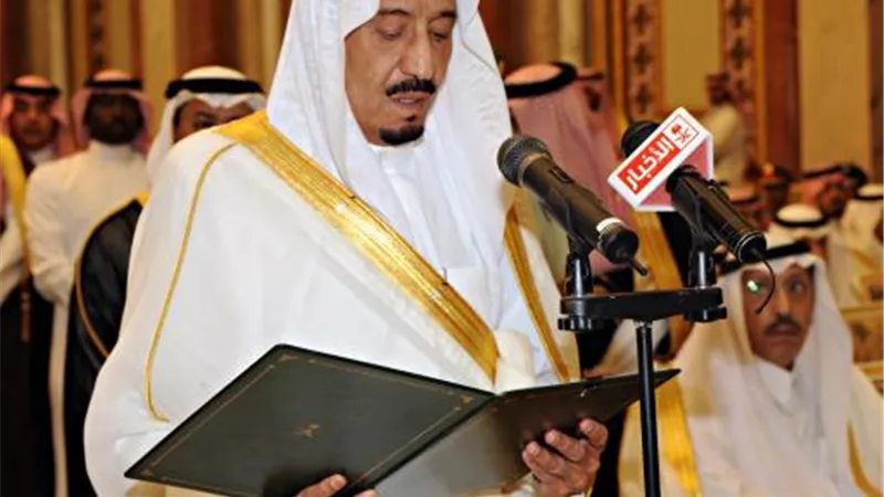 عاجل.. أول تعليق من الملك سلمان بعد نجاح عملية ”المرارة ”