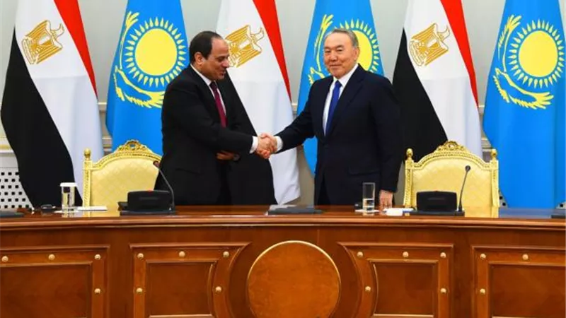 رئيس كازاخستان يهنئ السيسي بذكرى ثورة 23 يوليو: مصر اليوم دولة قوية فى العالم