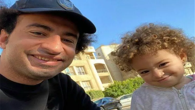 نجلة على ربيع تجذب أنظار الجمهور بموهبتها الفنية