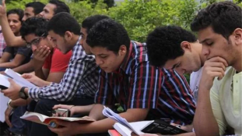 قبل انطلاق امتحاناتهم..«التعليم» توجه تنبيه مهم لطلاب الدبلومات الفنية