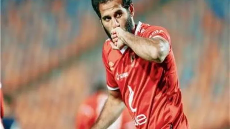 مروان محسن يسجل الهدف الثاني للأهلي في مرمى سموحة