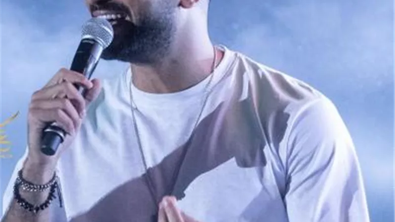محمد الشرنوبى يروج لفيلمه الجديد ”فرق خبرة”