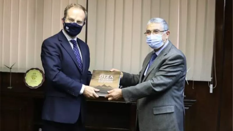 تفاصيل مباحثات وزير الكهرباء والسفير البريطانى الجديد لبحث سبل دعم وتعزيز التعاون