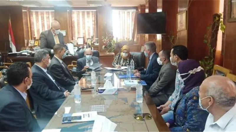 كواليس توقيع عقود لتوفير التغذية الكهربائية لمحطات المونوريل بالشيخ زايد