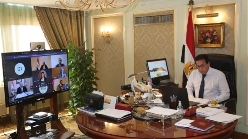 وزيرا التعليم العالي والاتصالات يشهدان توقيع بروتوكول تعاون لإنشاء مركز لريادة الأعمال بجامعة القاهرة