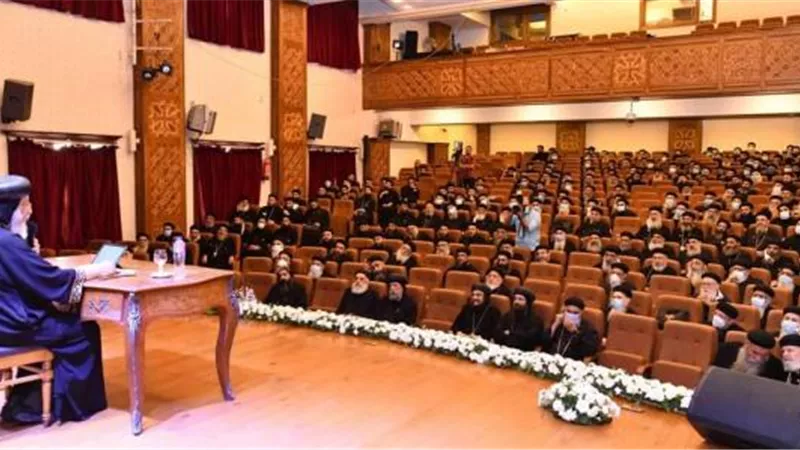 البابا تواضروس لكهنة الأسكندرية: «من له أذنان للسمع فليسمع»