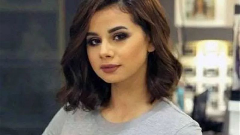 منة عرفة تثير الجدل..والجمهور يتساءل:”هل أجرت عملية تجميل؟!”