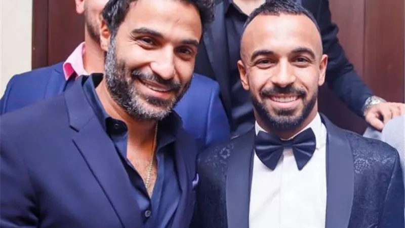 أحمد فهمى يهنئ قفشة  بزواجه على طريقته الخاصة