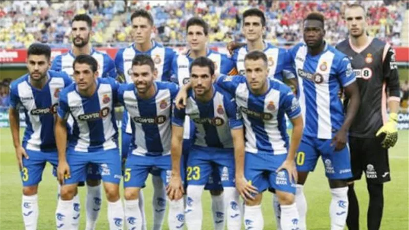 إسبانيول يواجه قادش فى الدوري الإسبانى
