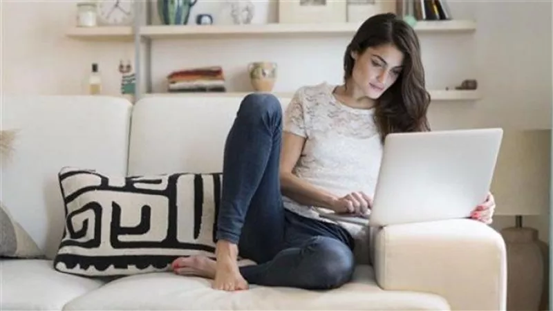 هل تعلم أن الجلوس في المنزل يسبب لك الأمراض؟.. اعرف الإجابة