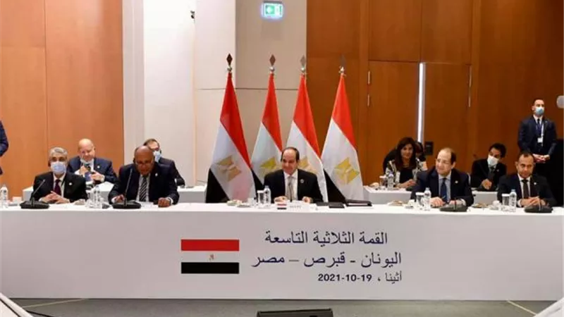 الربط الكهربائي على رأس ملفات الطاقة بـ«قمة أثينا»