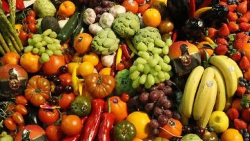 استقرار أسعار الخضراوات بسوق العبور اليوم
