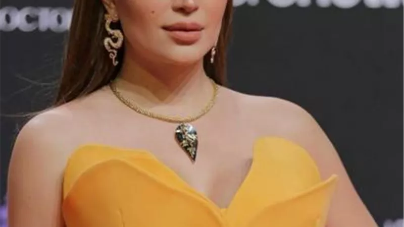 نسرين طافش تبهر متابعيها بظهور مختلف فى أحدث ظهور لها