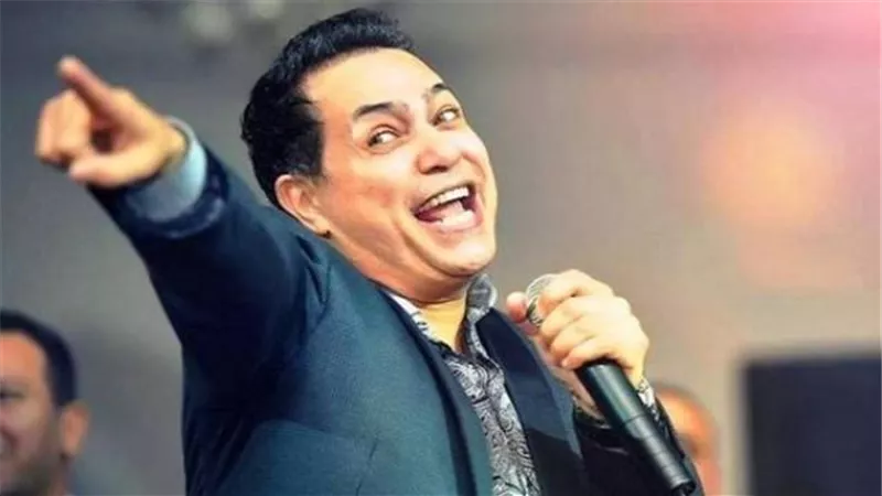 حكيم يستعد لطرح أغنية ”ليلة بمبي”