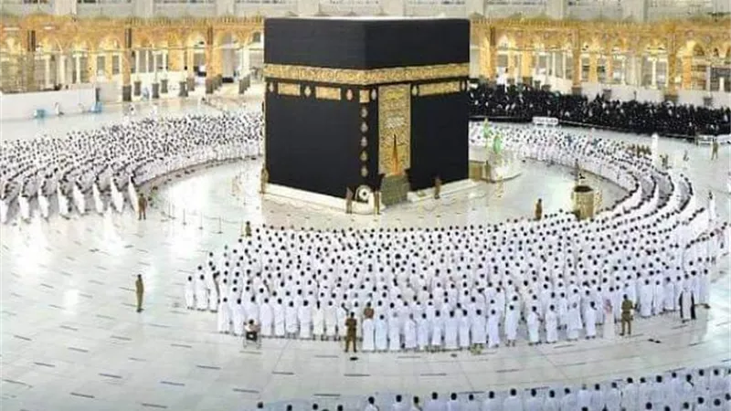 عاجل.. السعودية تزف خبرا سارة للمشتاقين إلي زيارة النبي الغالي