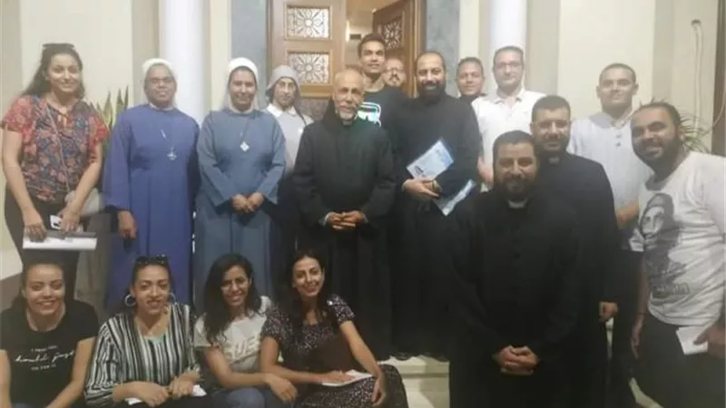 «الكاثوليكية» تناقش «الجواهر العشر» لإطلاق سينودس الأساقفة بأسيوط