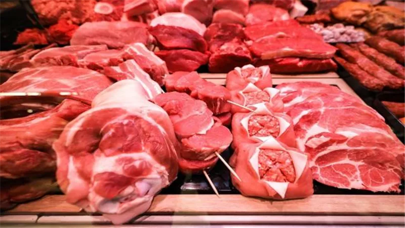 بورصة الأسعار| استقرار فى سعر اللحوم .. كيلو الكندوز بين 140-165  جنيها
