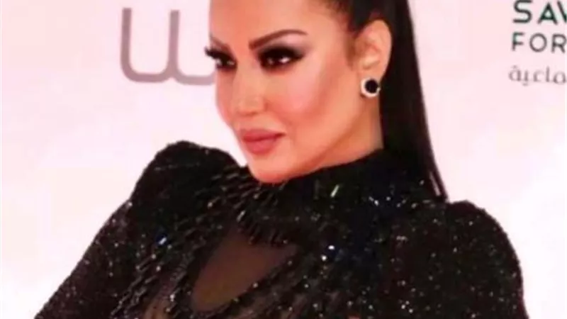 شاهد.. سمية الخشاب تشعل مواقع التواصل الاجتماعى بإطلالة مميزة فى الجونة