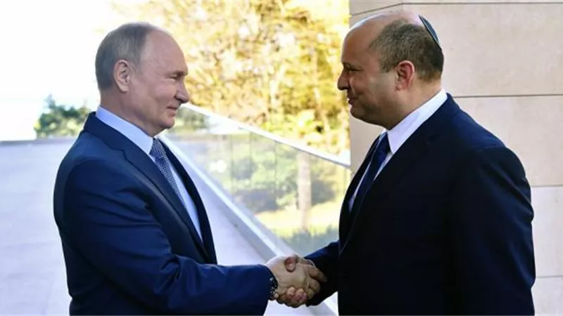 تفاصيل أول لقاء بين رئيس وزراء إسرائيل وبوتين