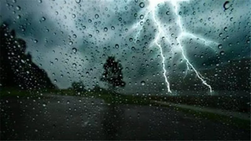 هطول أمطار على مدينة أبوسمبل