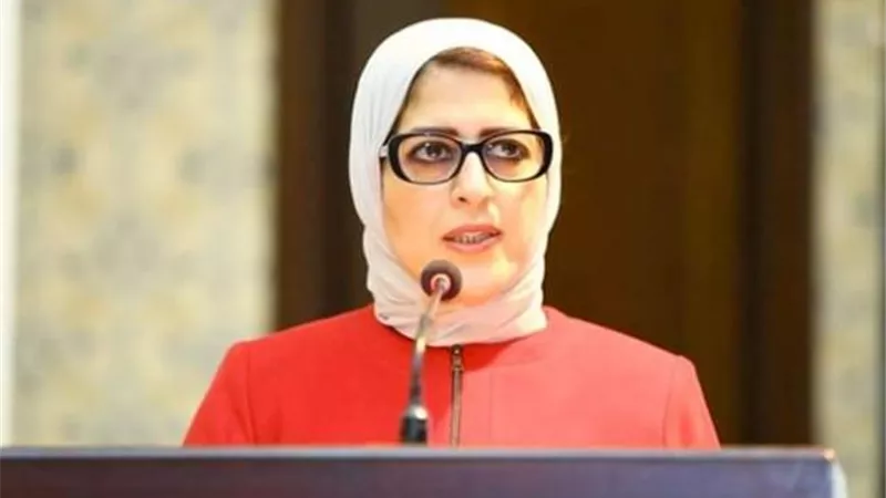 هالة زايد.. ارتباك في وزارة الصحة بعد ”جلطة الوزيرة”