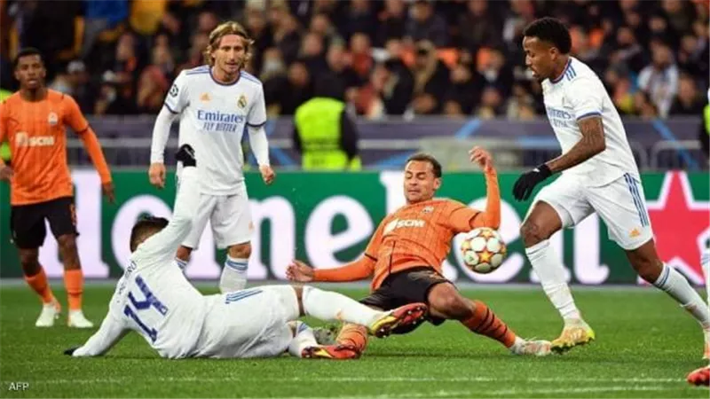 ريال مدريد يستضيف أوساسونا اليوم لانتزاع صدارة الدورى الإسبانى