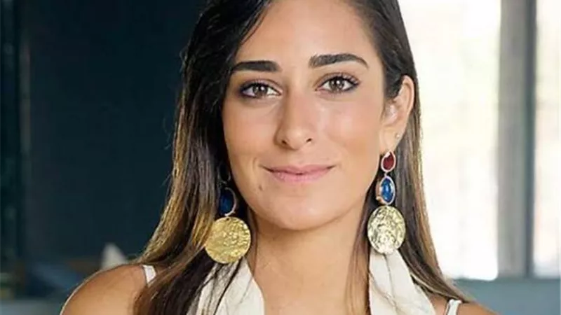 أمينة خليل تكشف سر انفصالها عن خطيبها
