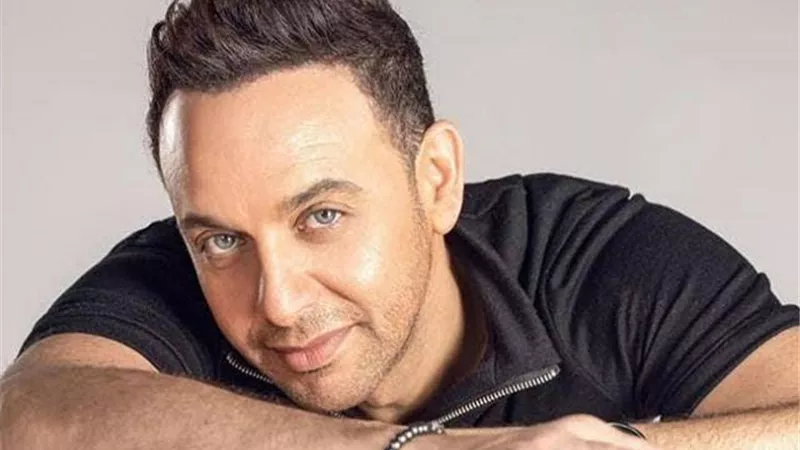 مصطفي قمر يستعد لتسجيل أغنية جديدة