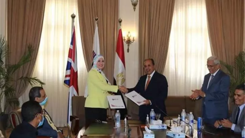 توقيع بروتوكول تعاون بين معهد بحوث الإلكترونيات والجامعة البريطانية .. تفاصيل