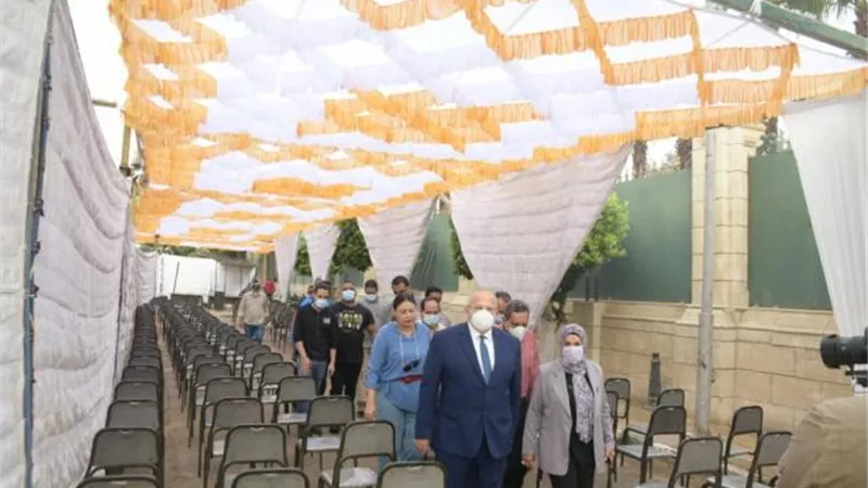 زيادة منافذ التطعيم ضد فيروس كورونا  إلى 21 منفذا بجامعة القاهرة .. صور