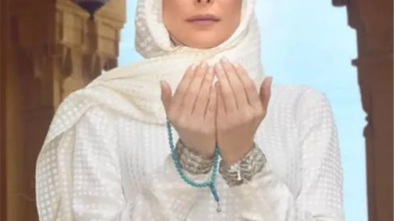 أمل حجازي.. قصة الفنانة التي أعتزلت الفن في يوم عرفة .. وسبب  غيرتها من إليسا