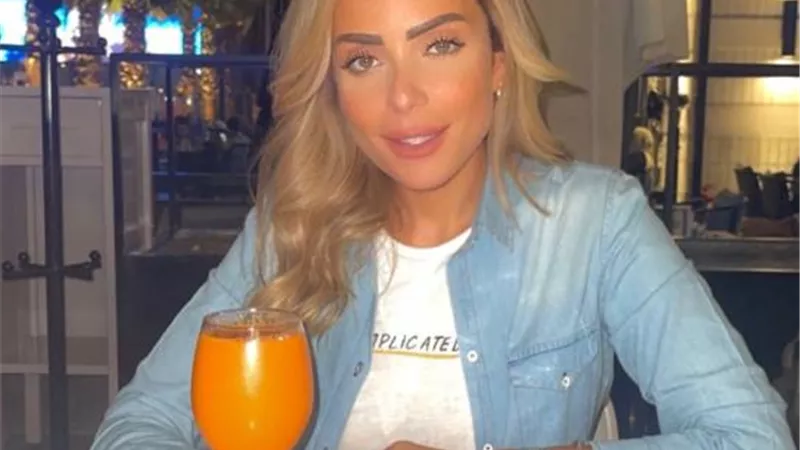 ريم البارودى تتألق فى أحدث جلسة تصوير وتعلق: سويت نوفمبر