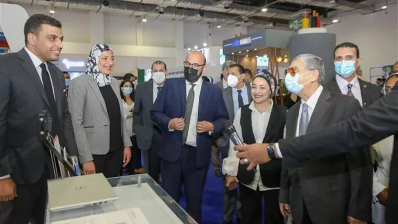 معرض «إيجيبت إينرجي» يستقبل 1800 زائر في يومه الأول