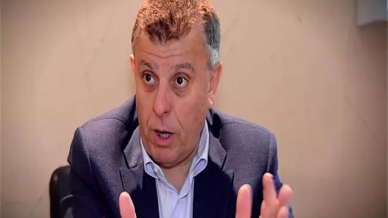 بالفيديو .. رئيس جامعة عين شمس يكشف تفاصيل أول جراحة روبوتية لإستئصال المرارة فى مصر