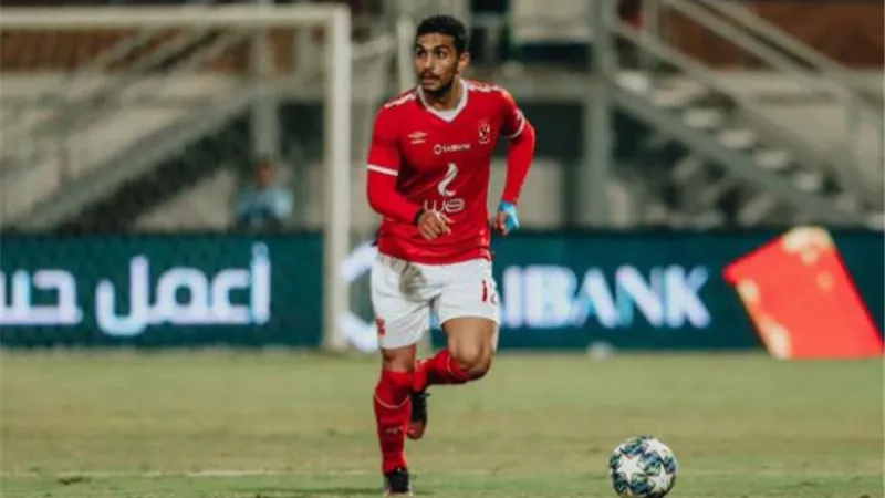 الجهاز الطبي للأهلي يتابع مع نظيره فى المنتخب إصابة أيمن أشرف