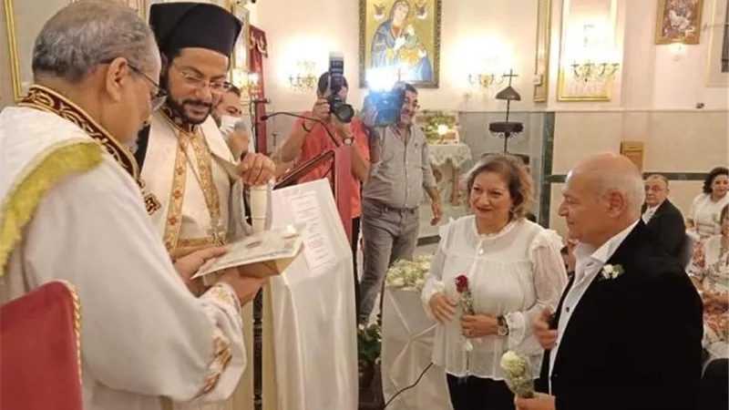 صور.. الكنيسة الكاثوليكية تحتفل بتجديد العهد لعدد من الأزواج والزوجات