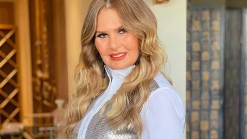 يسرا تتألق بإطلالة شبابية ساحرة فى أحدث ظهور
